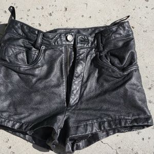 VINTAGE Black Leather Shorts